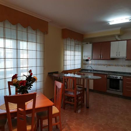 Apartamento Proximo A Playa Llas Apartment Foz Bagian luar foto